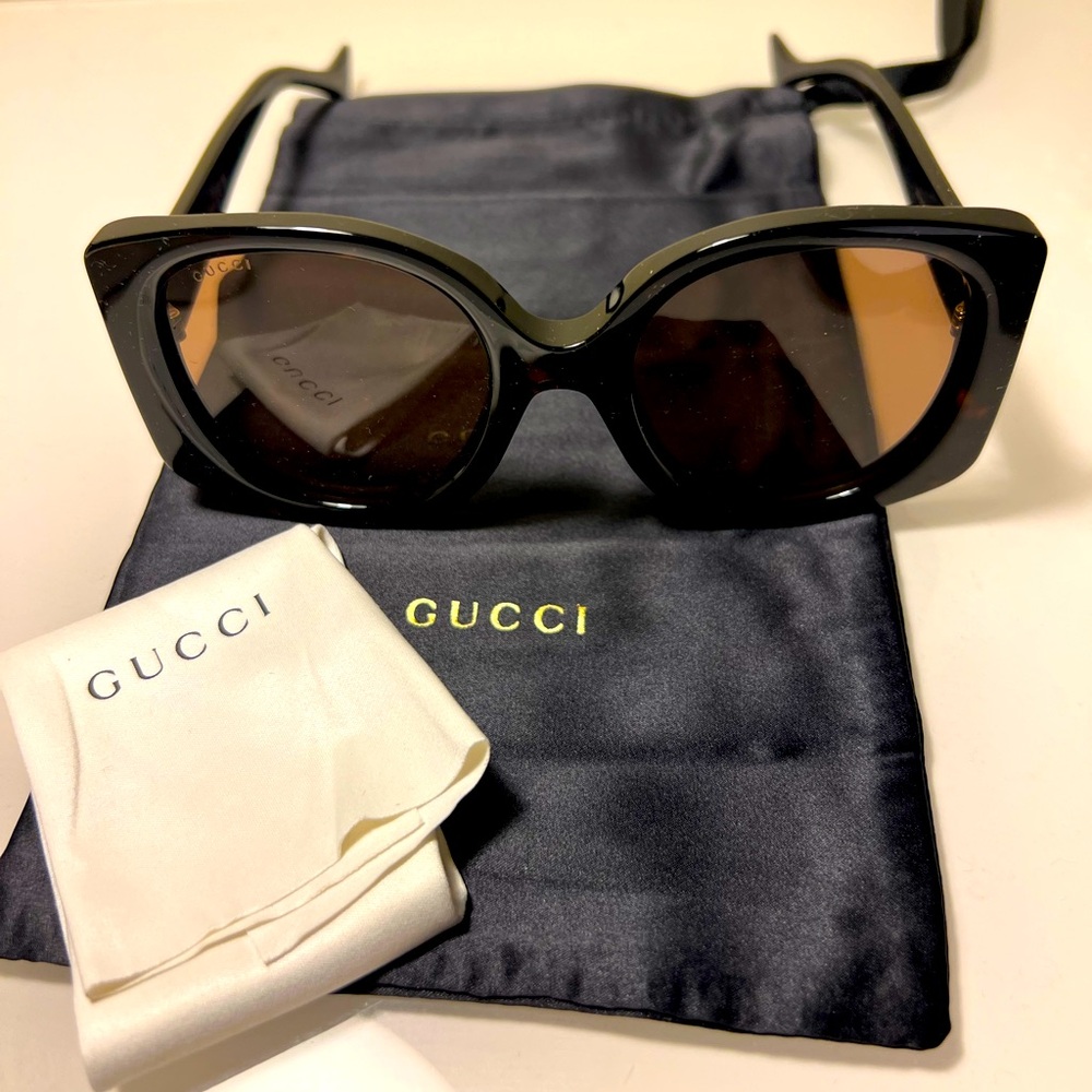 Gucci Raised Interlocking Gg Acetate Butterfly Su… - image 7